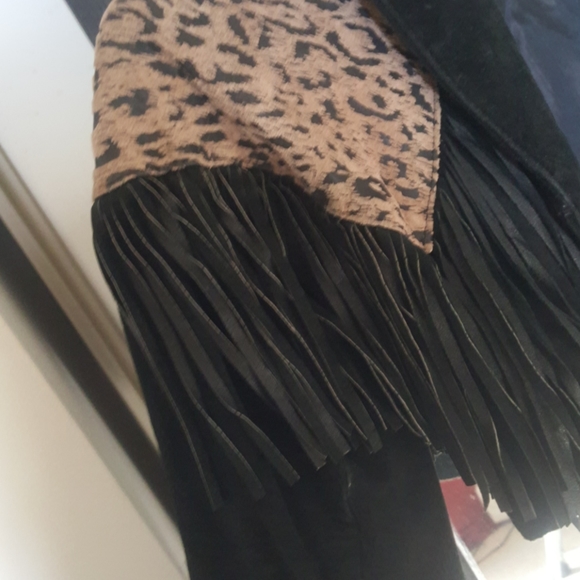 Cropped Black/Leopard Print Fringe Suede Jacket - Picture 3 of 4